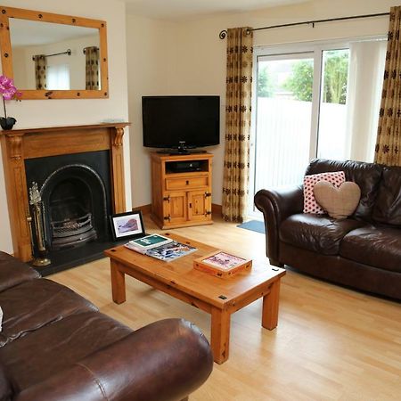 Sunny Seaside Getaway Villa พอร์ตสจ๊วต ภายนอก รูปภาพ