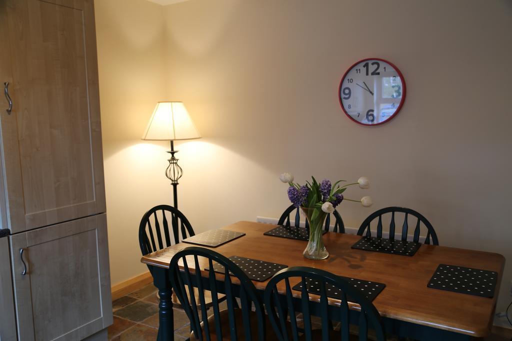 Sunny Seaside Getaway Villa พอร์ตสจ๊วต ภายนอก รูปภาพ