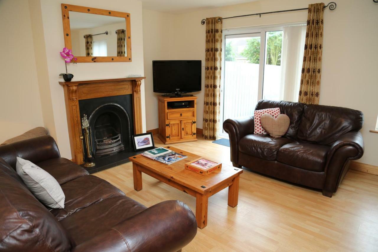 Sunny Seaside Getaway Villa พอร์ตสจ๊วต ภายนอก รูปภาพ