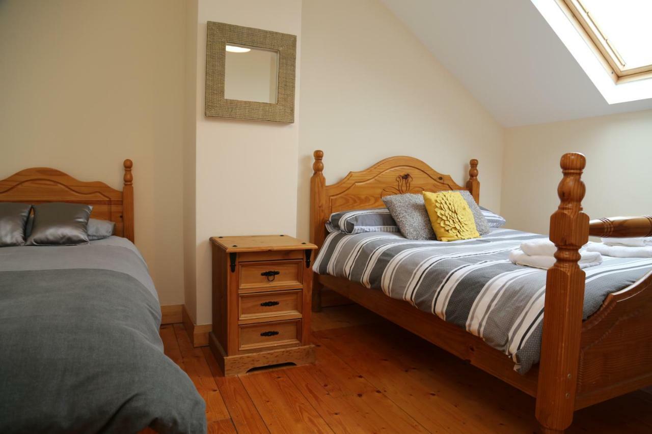 Sunny Seaside Getaway Villa พอร์ตสจ๊วต ภายนอก รูปภาพ